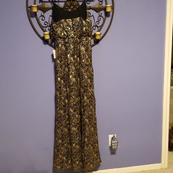 Lulus gown - Picture 3 of 4